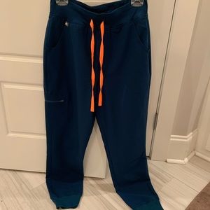 Figs jogger scrub pants